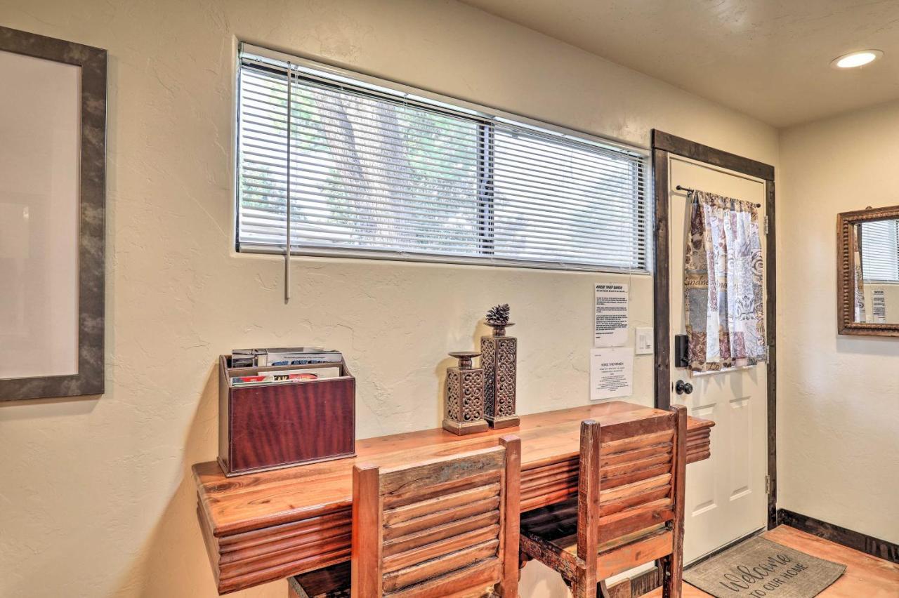 Pet-Friendly Tucson Casita Shared Hot Tub And Porch 빌라 외부 사진