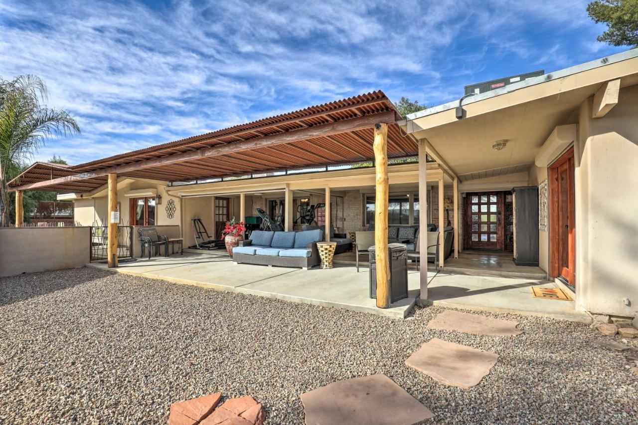 Pet-Friendly Tucson Casita Shared Hot Tub And Porch 빌라 외부 사진
